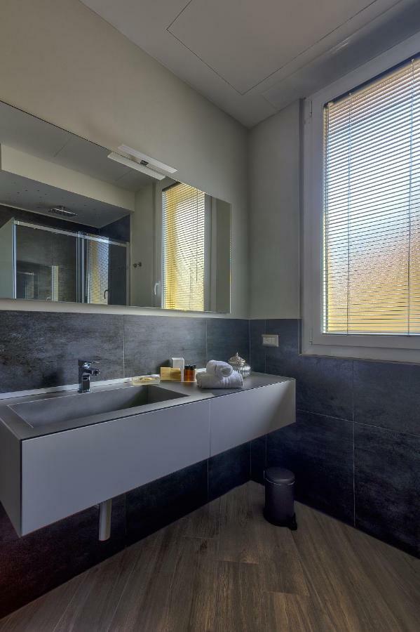 La Perla Di San Frediano Apartment ฟลอเรนซ์ ภายนอก รูปภาพ
